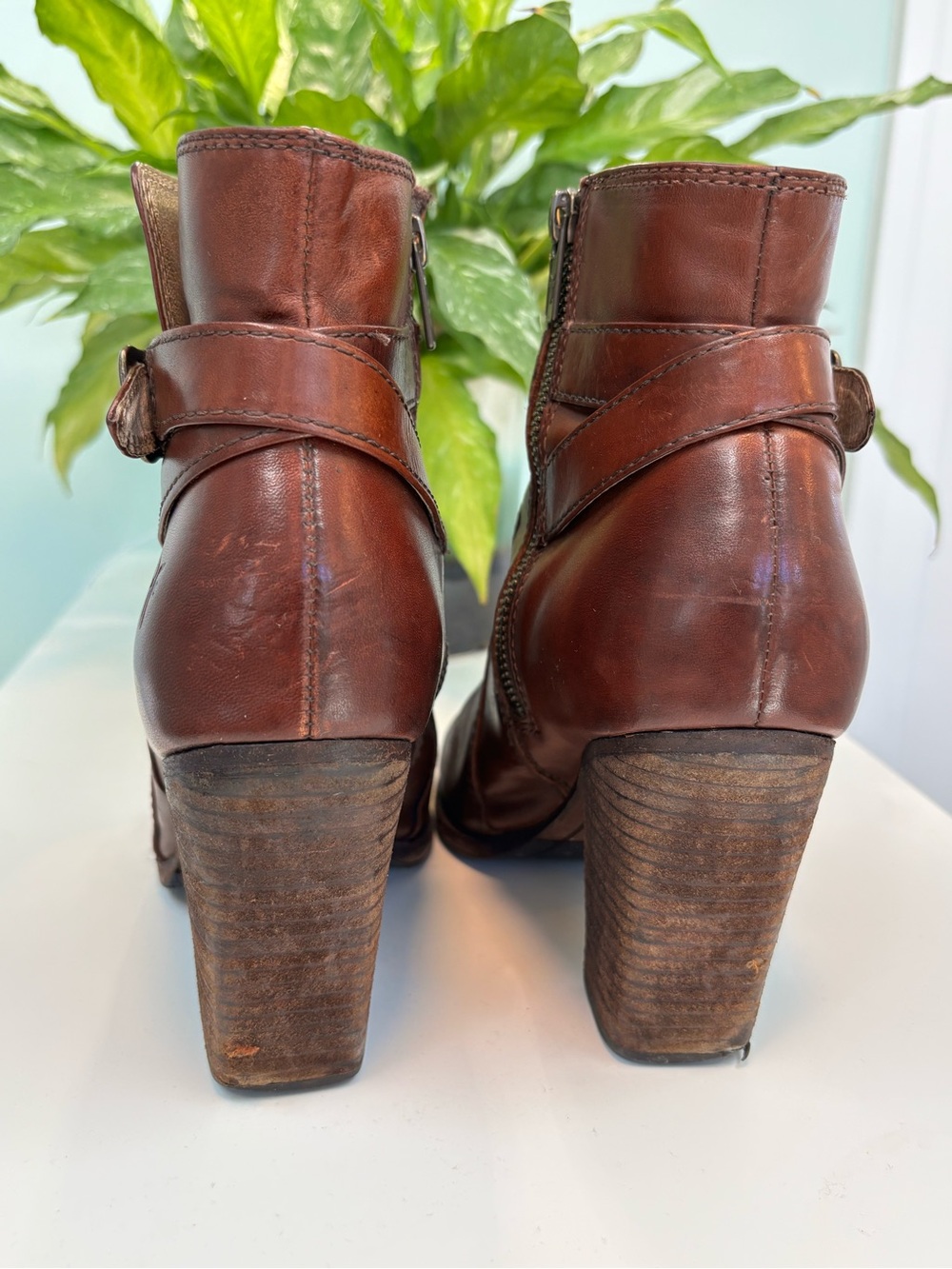 Frye Patty Redwood Leather Ankle Boots | Size 7.5M - Picture 4 of 16